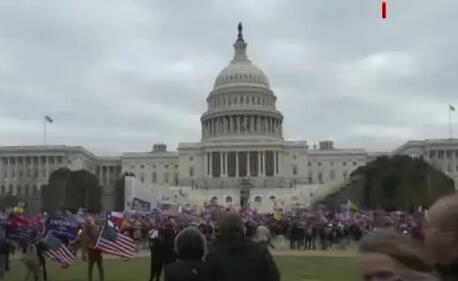 美众院特别委员会披露国会山骚乱彭斯避险时刻